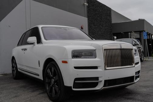 2022 Rolls-Royce Cullinan Base