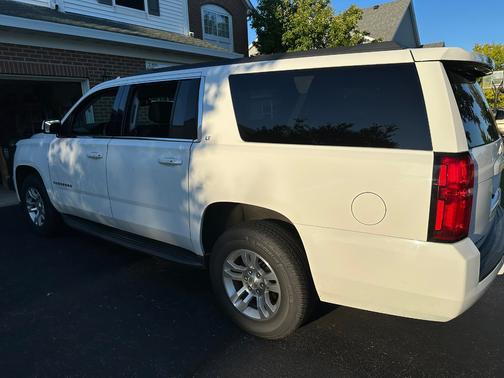 2016 Chevrolet Suburban LT