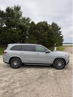 2024 Mercedes-Benz GLS 450 4MATIC