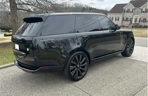 2025 Land Rover Range Rover P615 SV SWB