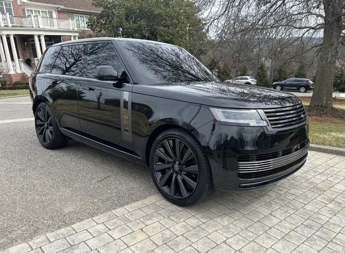 2025 Land Rover Range Rover P615 SV SWB