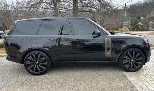 2025 Land Rover Range Rover P615 SV SWB