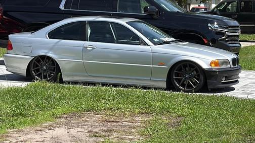 Silver 2001 BMW 325 Ci