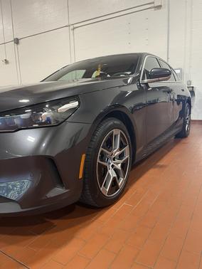 2025 BMW i5 xDrive40