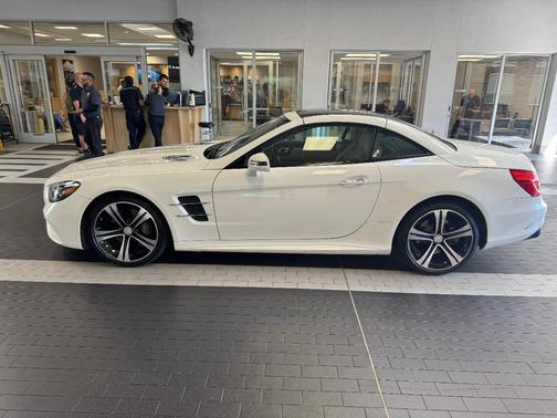 White 2017 Mercedes-Benz SL 450 Base