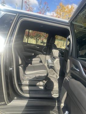 2022 Cadillac Escalade ESV Luxury