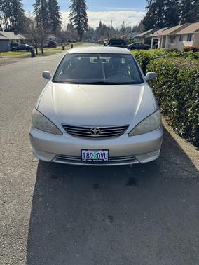 2005 Toyota Camry LE
