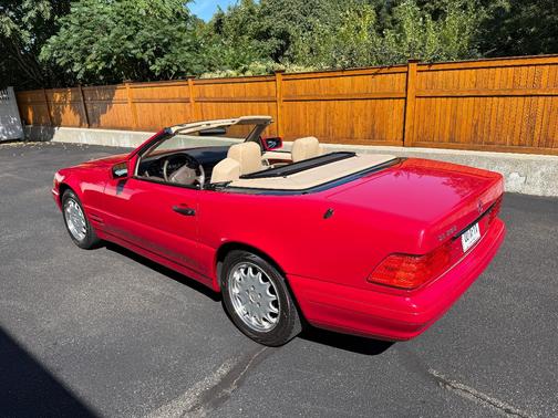 Red 1997 Mercedes-Benz SL-Class SL500 Roadster