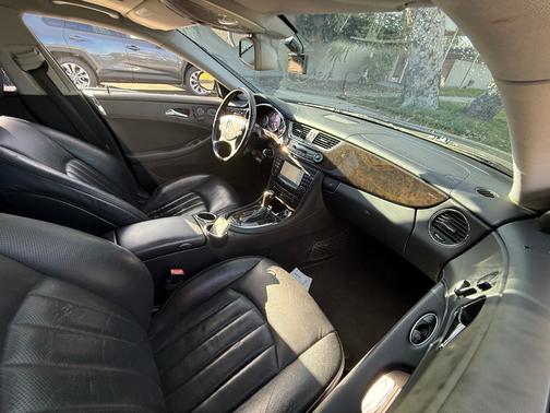 2006 Mercedes-Benz CLS-Class CLS500