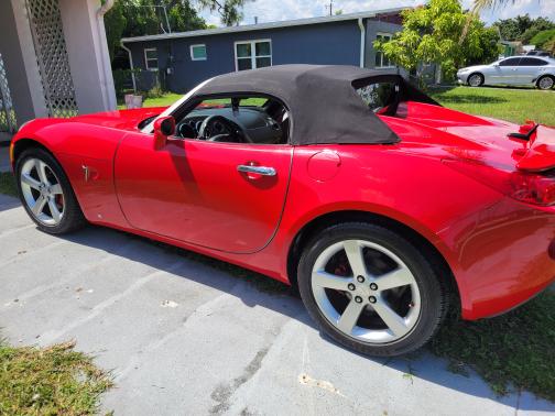2008 Pontiac Solstice Base