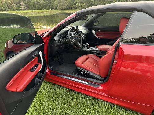 2019 BMW 230 i