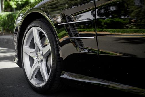 Black 2013 Mercedes-Benz SL-Class SL 550