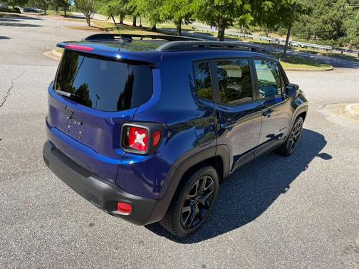 Blue 2017 Jeep Renegade Latitude