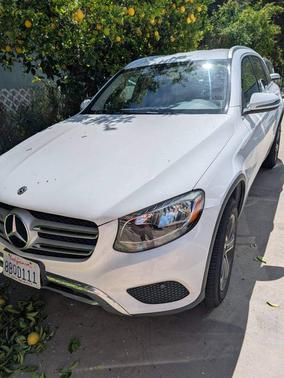 White 2018 Mercedes-Benz GLC 300 Base