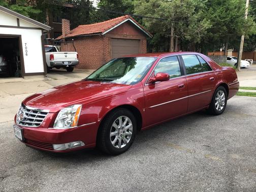 2009 Cadillac DTS 1SB