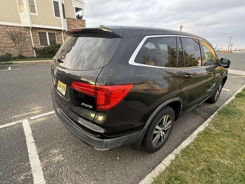 Black 2016 Honda Pilot EX-L