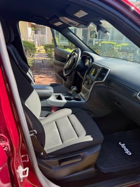 2018 Jeep Grand Cherokee Laredo E