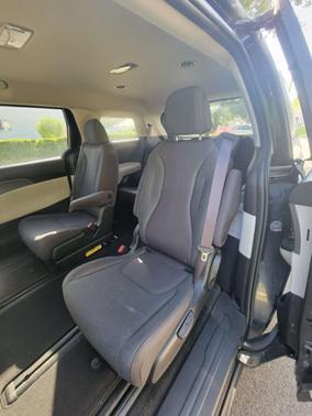 Gray 2024 Kia Carnival LX