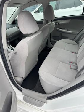 2011 Toyota Corolla LE
