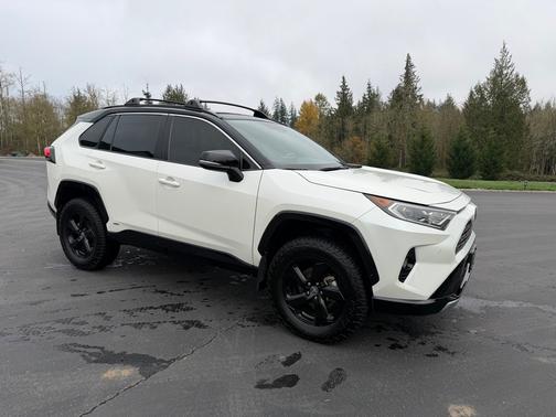 2020 Toyota RAV4 Hybrid XSE