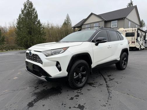 2020 Toyota RAV4 Hybrid XSE