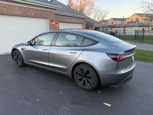 2025 Tesla Model 3 Long Range RWD