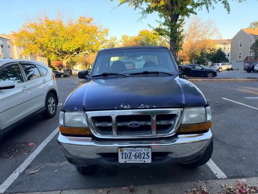 Black 2000 Ford Ranger XLT SuperCab