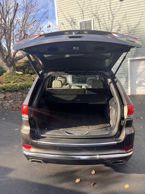 2017 Jeep Grand Cherokee Summit