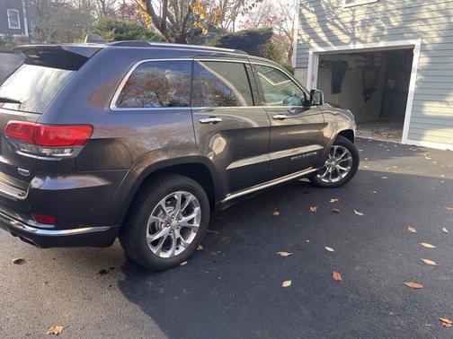 2017 Jeep Grand Cherokee Summit
