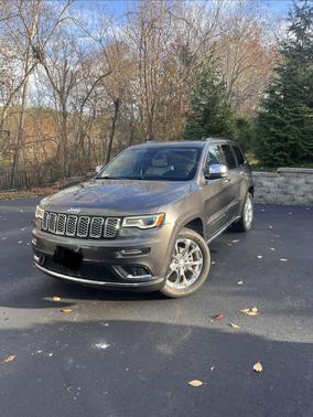 2017 Jeep Grand Cherokee Summit