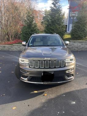 2017 Jeep Grand Cherokee Summit