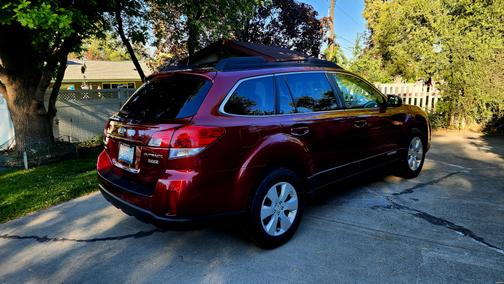 Red 2011 Subaru Outback 2.5 i Premium