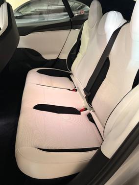 2024 Tesla Model S Plaid