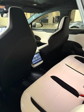 2024 Tesla Model S Plaid