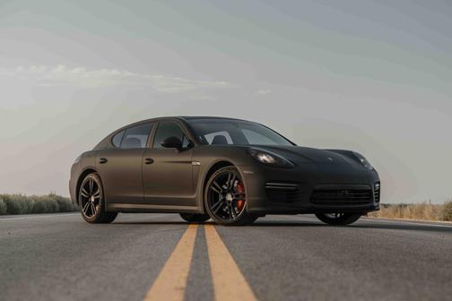 2014 Porsche Panamera Panamera Turbo Executive