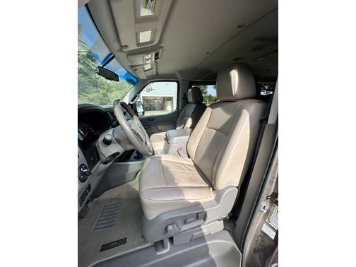 2014 Nissan NV Passenger NV3500 HD SL V8
