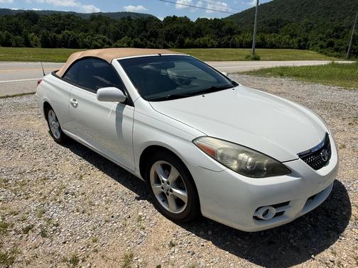 White 2008 Toyota Camry Solara SLE