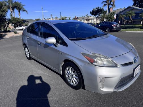 2012 Toyota Prius Plug-in Base