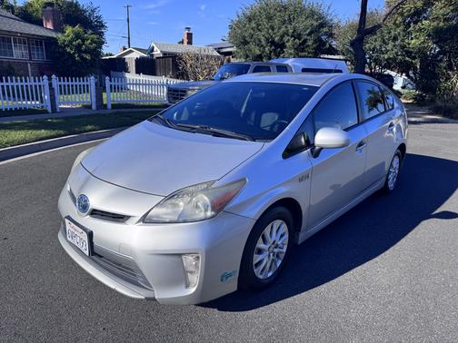 2012 Toyota Prius Plug-in Base