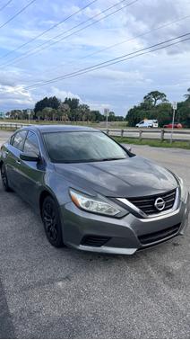 Beige 2017 Nissan Altima 2.5 S