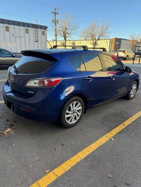 2013 Mazda Mazda3 i Touring