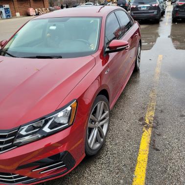 2018 Volkswagen Passat 2.0T R-Line