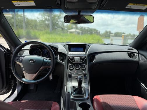 2013 Hyundai Genesis Coupe 3.8 R-Spec