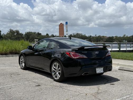 2013 Hyundai Genesis Coupe 3.8 R-Spec
