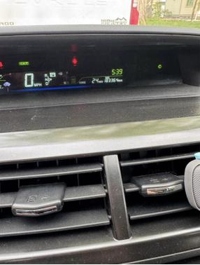 2013 Toyota Prius v Two