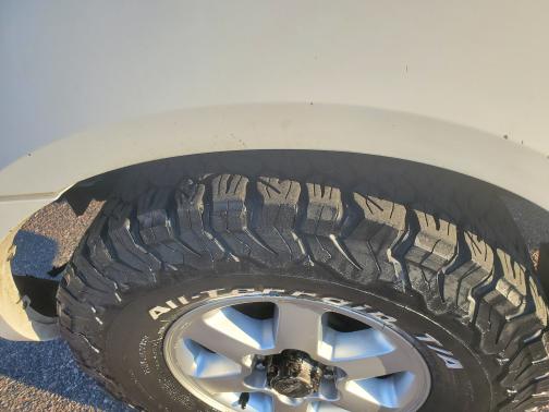 2003 Nissan Frontier SVE King Cab