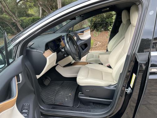 2020 Tesla Model X Long Range Plus