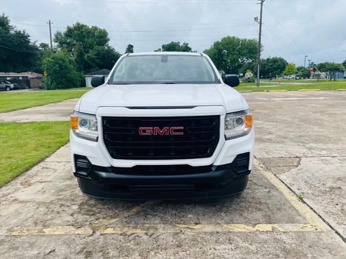 White 2021 GMC Canyon Elevation Standard