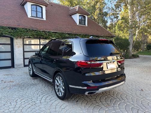 2022 BMW X7 xDrive40i