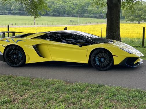2017 Lamborghini Aventador LP750-4 Superveloce